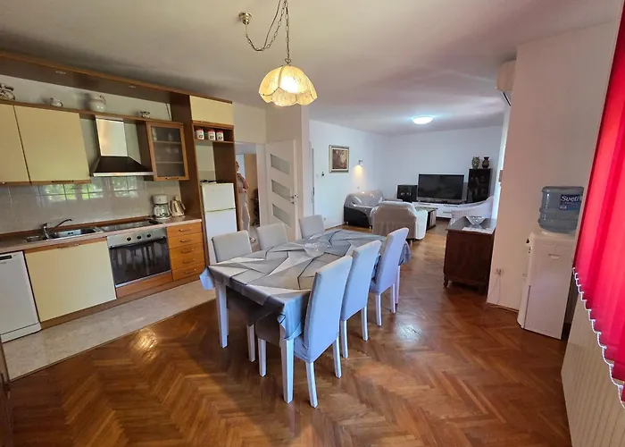 Antonio باشْكا